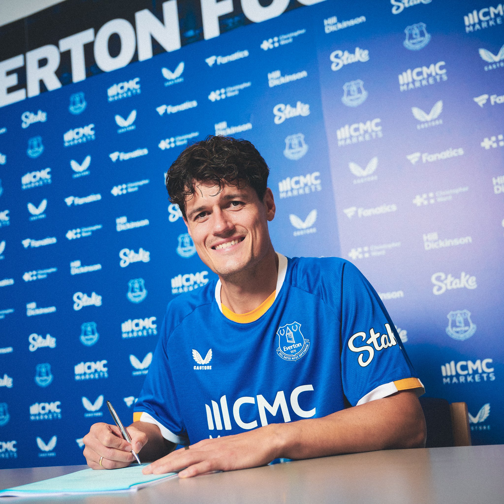 Nørgaard zvanično potpisao za Everton