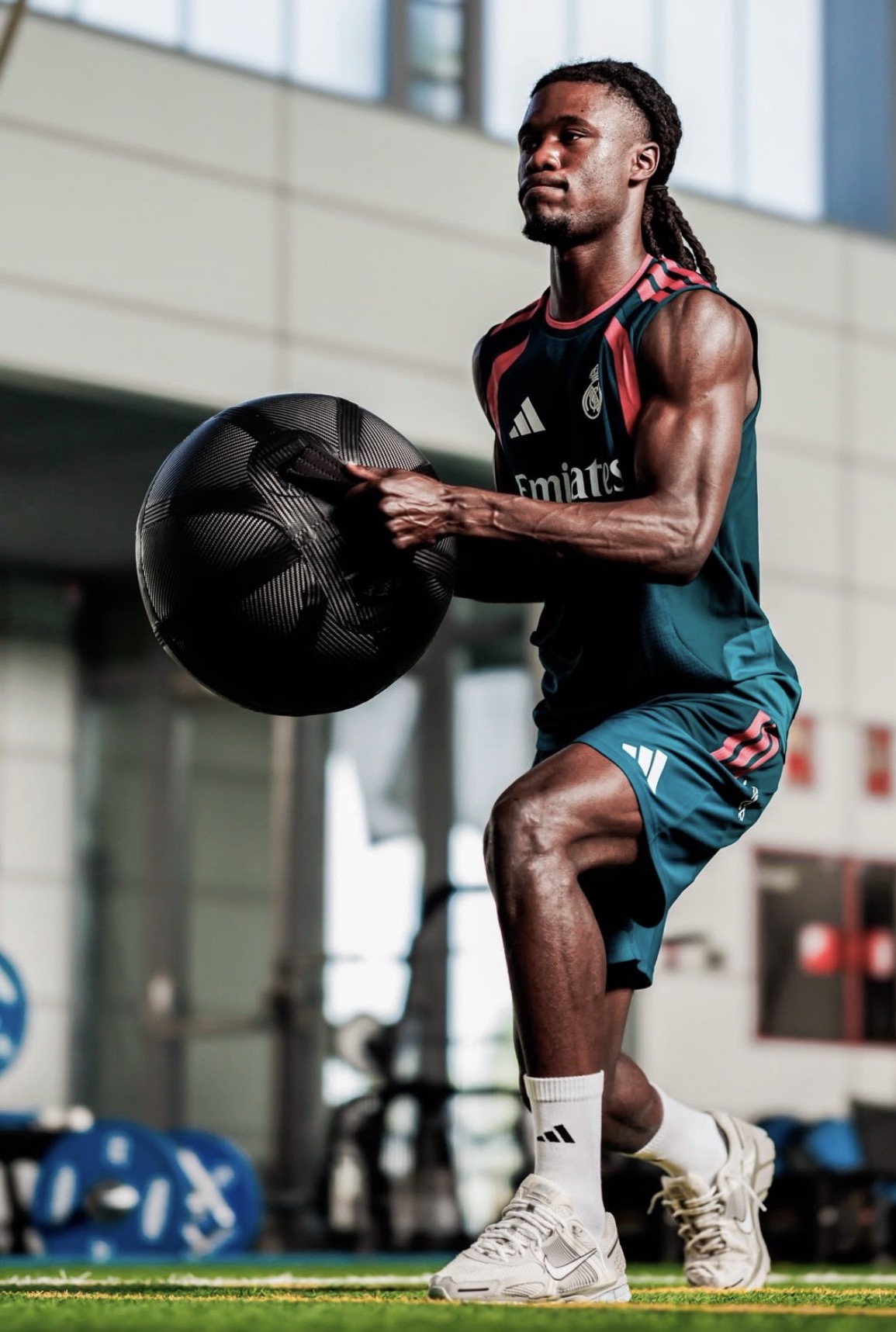 Manchester United i Eduardo Camavinga - moglo bi doći do transfera